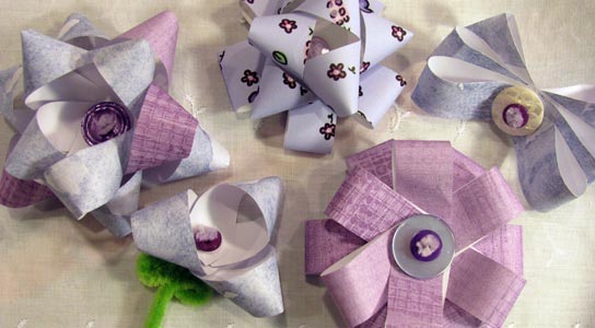 Make your own gift bow with Sizzix